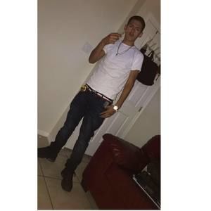 Meet your Posher, Alejandro